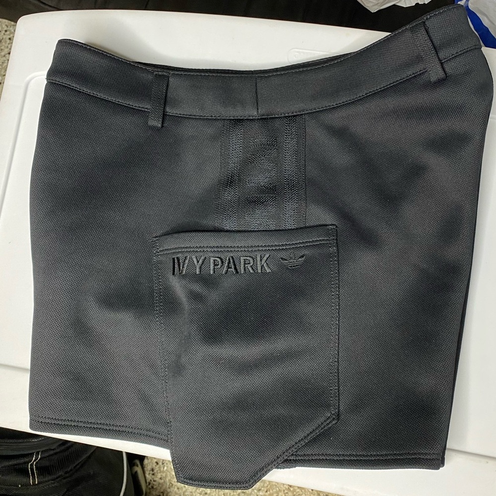 Beyoncé Ivy Park Adidas Short Size 14